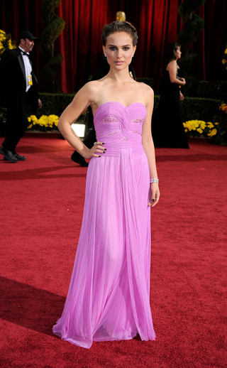 Illustration for article titled Good Witches' Brew: Best Red Carpet Outfits Of 2009